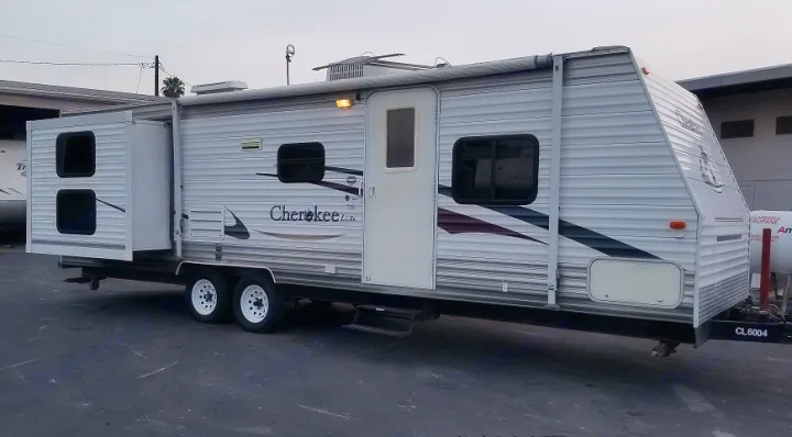 CHEROKEE TT 27 2006