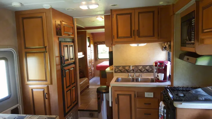 Forest River Sunseeker 2012