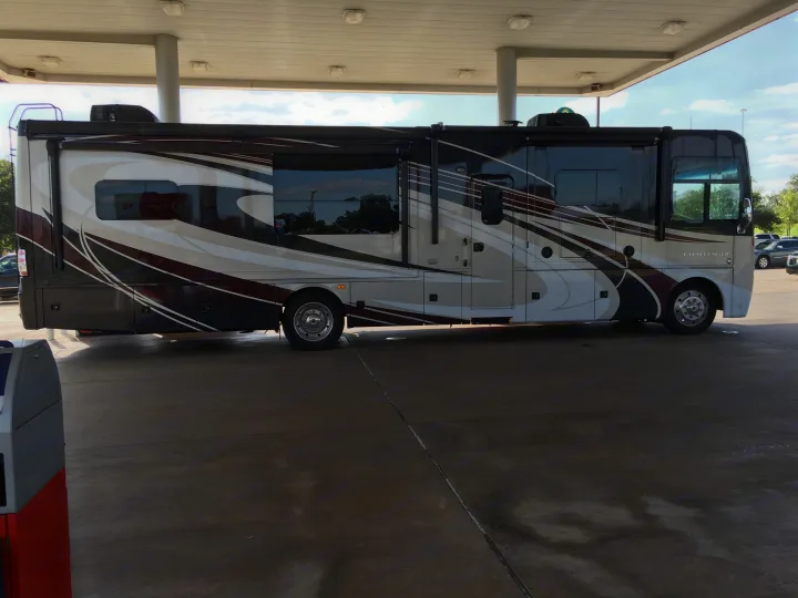 Thor Motor Coach Challenger 2016
