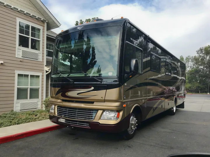 2013 36' Fleetwood Bounder. Fleetwood Bounder 2013