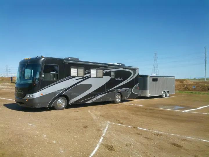 Coachmen Cross Country 2005