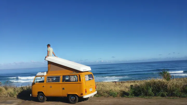 I'd like a suite with an ocean view.. Volkswagen Westfalia 1977