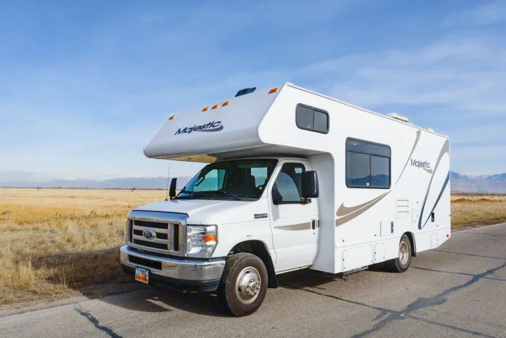 Thor Motor Coach Four Winds Majestic 2013