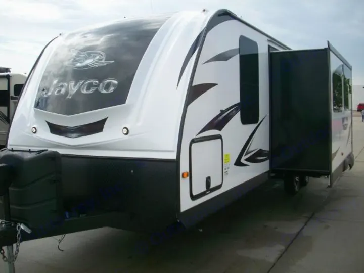 This unit has 1 slideout.. Jayco White Hawk 2016