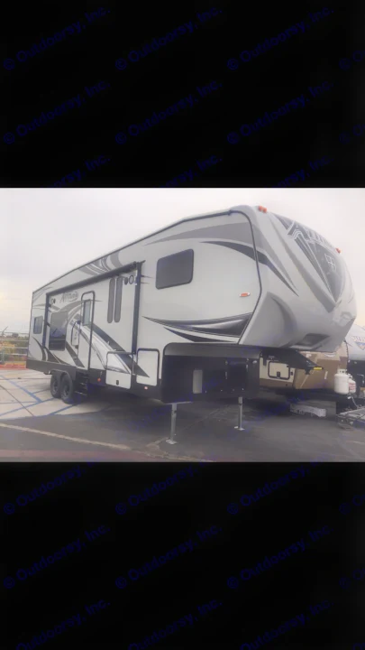 Eclipse Recreational Vehicles Attitude 2017