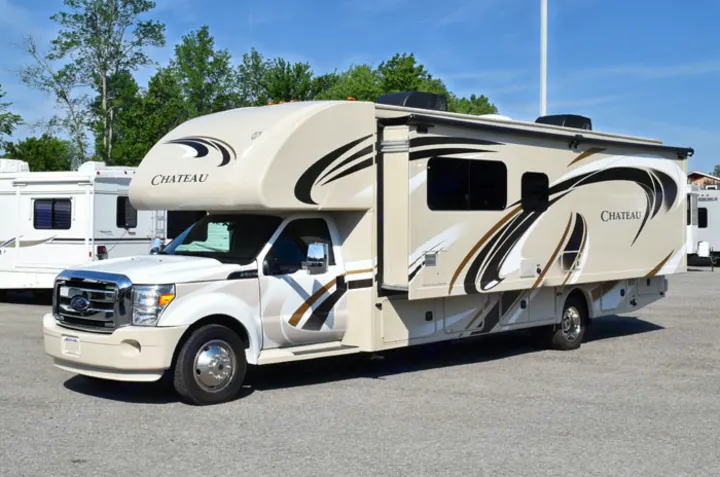 Thor Motor Coach Chateau 2016