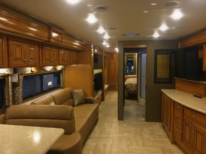 Thor Motor Coach XTE Bunkhouse 2016