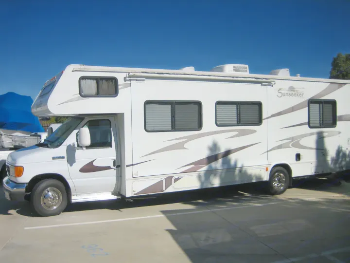 Forest River Sunseeker 2006