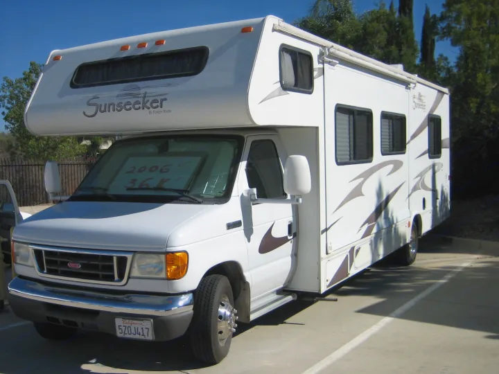 Forest River Sunseeker 2006