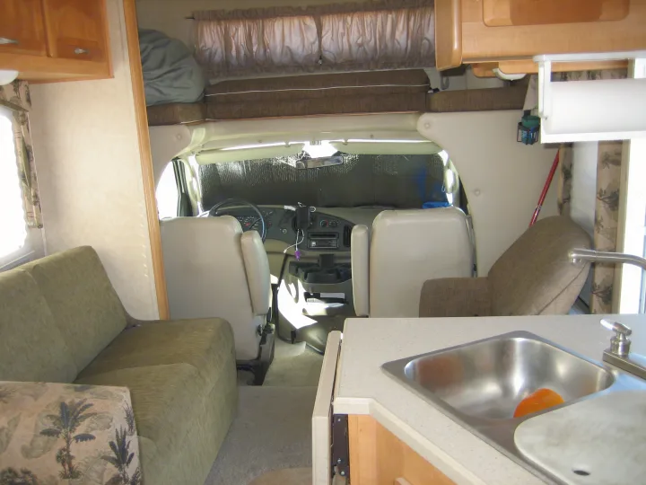 Forest River Sunseeker 2006