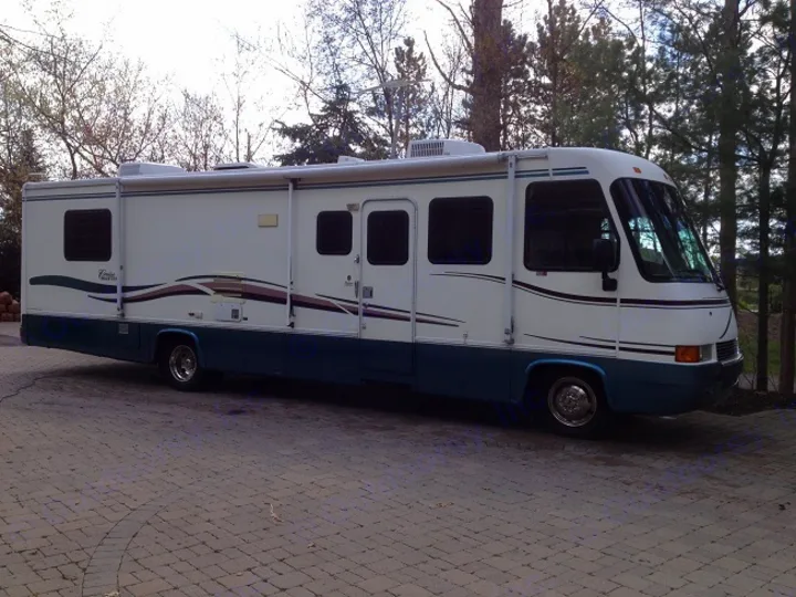 35' Class A Motor Home. Georgie Boy Cruise Master 35foot 1998