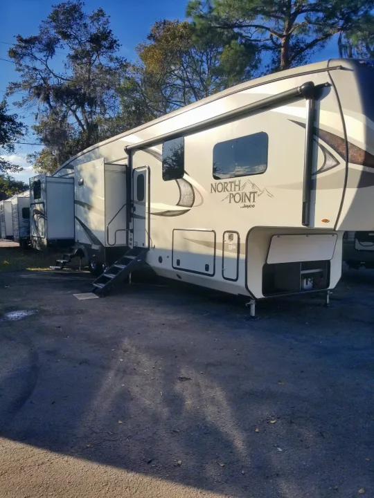 Jayco North Point 2018