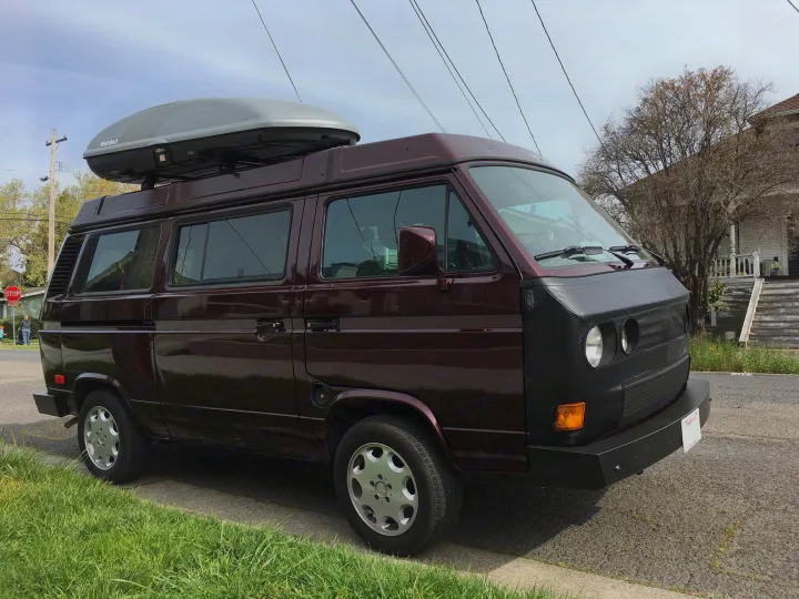 The Beautiful Westy. Top Cargo Carrier has 18 Cubic feet of additional storage.. Volkswagen Westfalia 1990