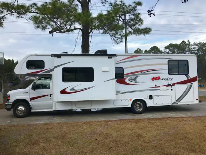 Forest River Sunseeker 2016