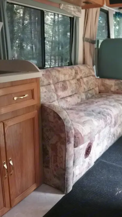 Roll away double bed.. Coachmen Mirada 1999
