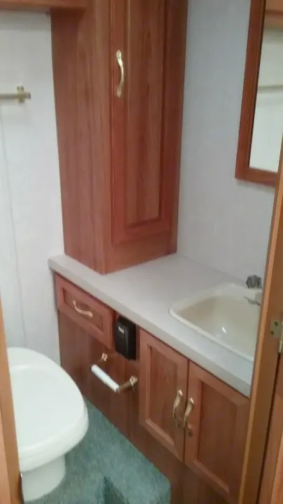 Bathroom /Shower. Coachmen Mirada 1999