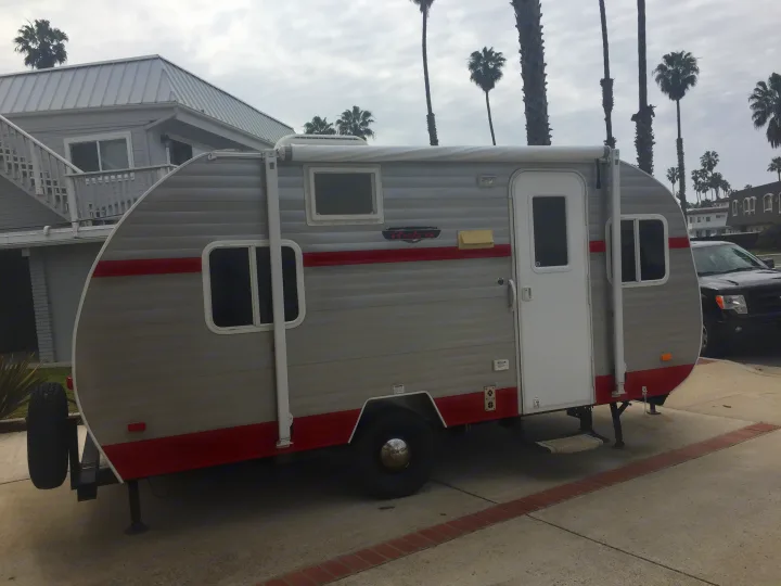Our super cute retro whitewater RV.. Riverside Rv Whitewater Retro 2015