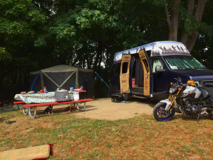 This a nice photo taken at North Beach Campground in Burlington VT. Ford Econolline 250s 2006