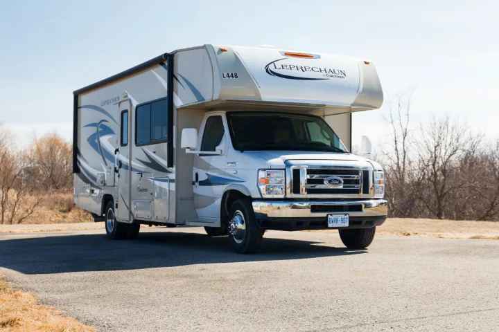 Coachmen Leprechaun 2015