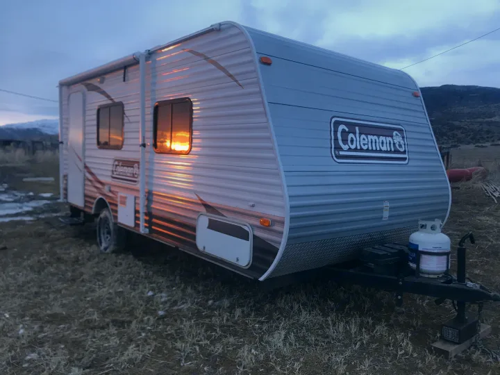 gently used non smoker this has been mostly used for occasional house guest room. has a real nice shade awning, spare tire and nice space in the rear to hook up your mountain bike.. Coleman Other 2014