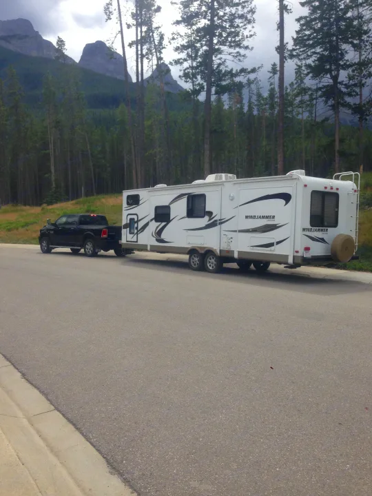 It is long but easy to manoeuvre . Rockwood Windjammer 2014