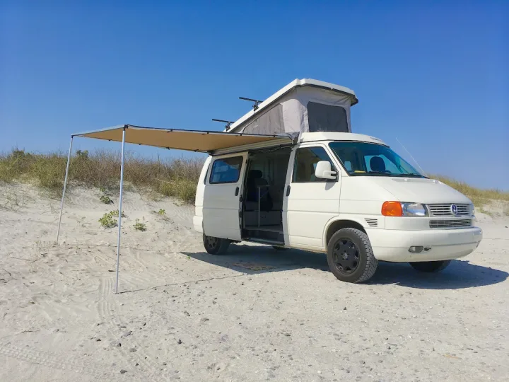 Features an ARB 2500 Awning. Winnebago Eurovan Camper Eurovan Camper 2003