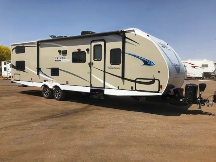 Coachmen Freedom Express 2018