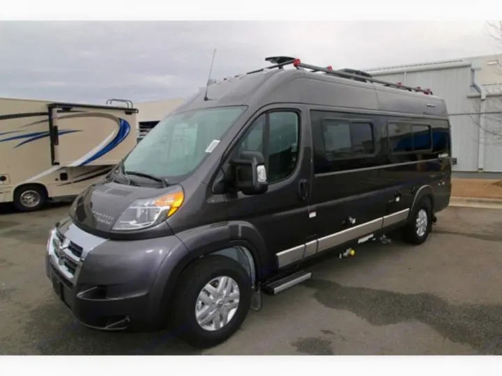 Winnebago Travato 2017