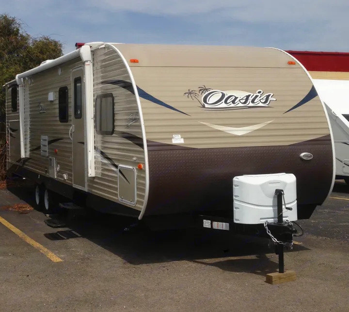 2018 Oasis with outdoor kitchen!. Shasta Oasis 2018
