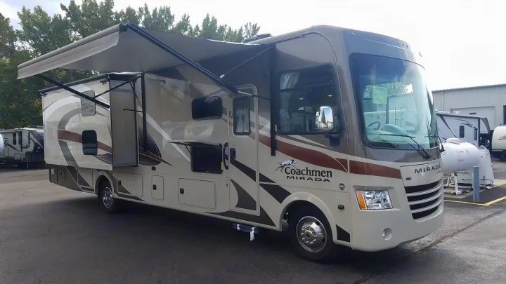 Coachmen Mirada 2018