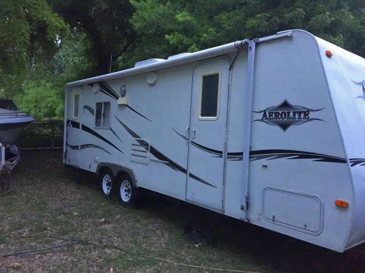 Aerolite Travel Trailer 2006