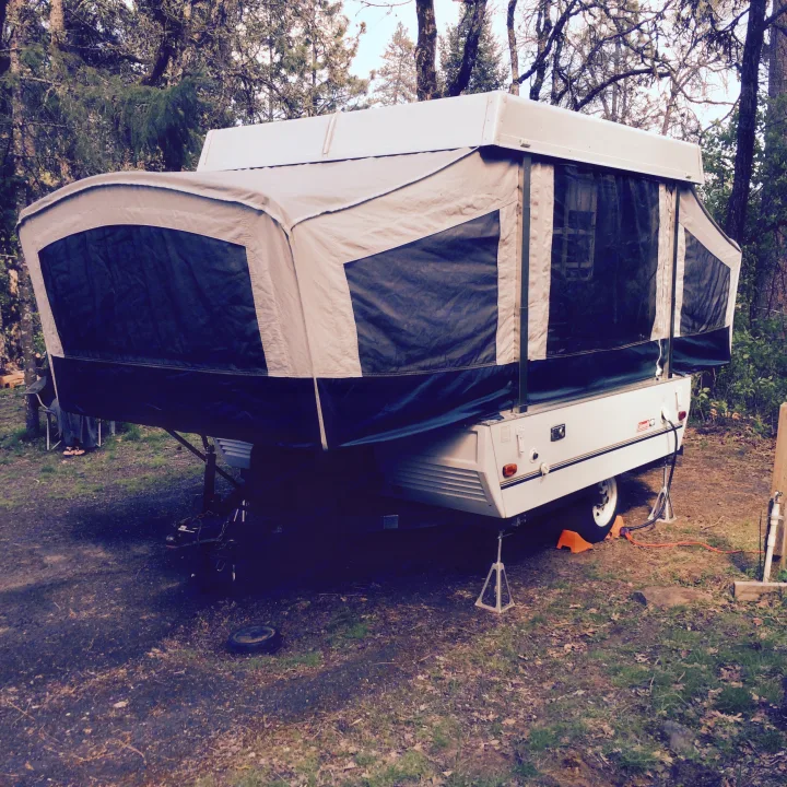 Back side outer view. Coleman Destiny Taos 1999