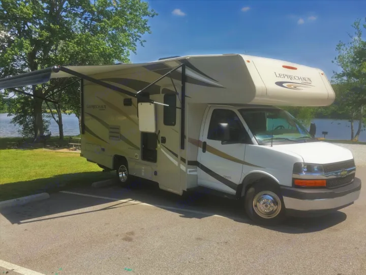 Coachmen Leprechaun 2019