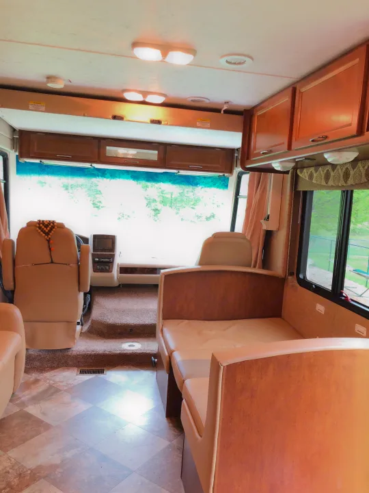 Coachmen Pursuit 2014