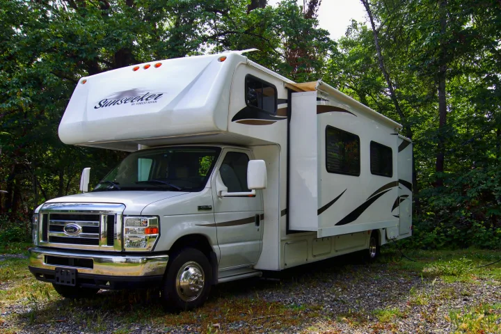 Forest River Sunseeker 2012