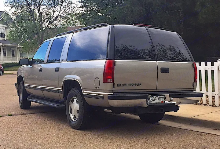 gmc suburban 1999