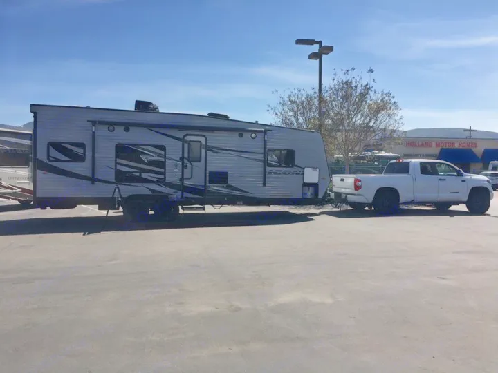 Eclipse Recreational Vehicles Iconic 2017