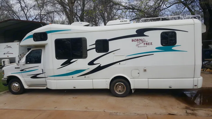 Born Free Class C 2008