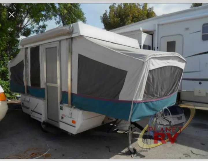 Coleman Destiny Cedar 1995