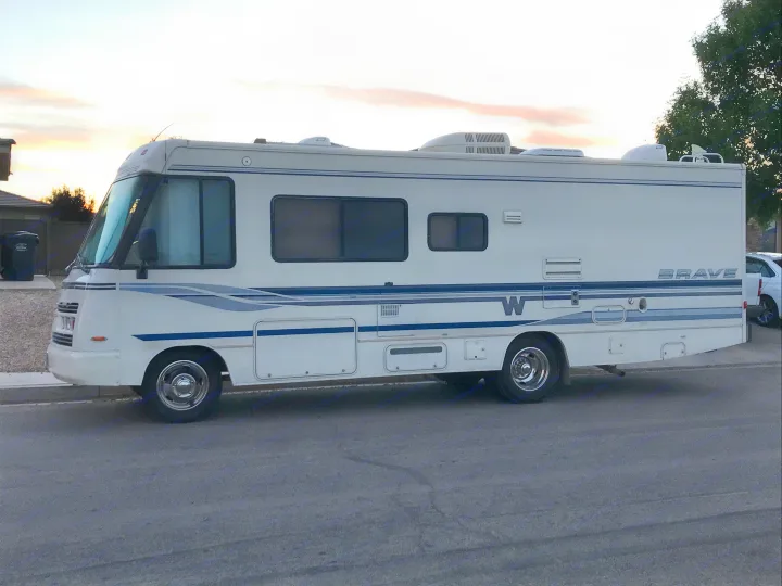 Winnebago Brave 1995