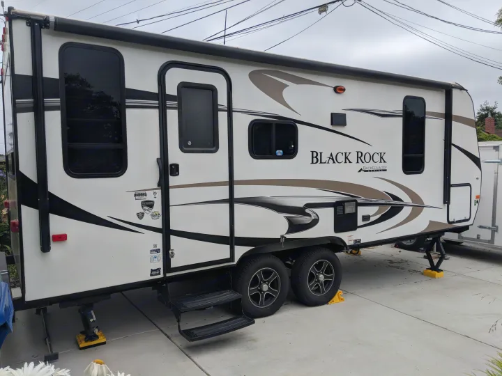 Outdoors Rv Manufacturing Black Rock 2017