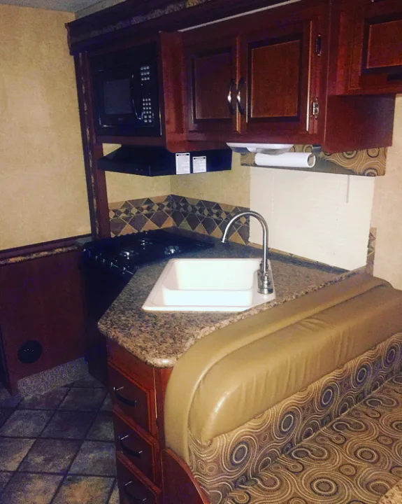 Thor Motor Coach Freedom Elite 2014