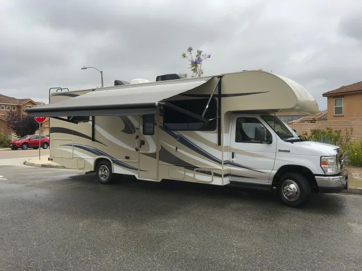 Thor Motor Coach Freedom Elite 2014
