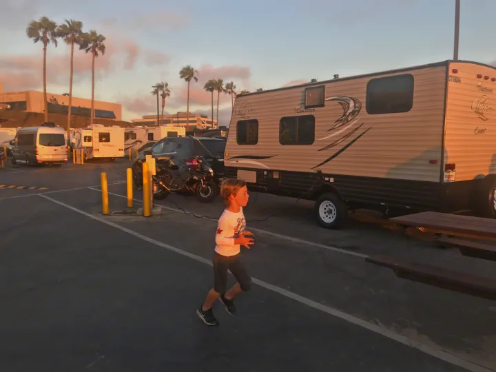Clipper Clipper Trailer 2018