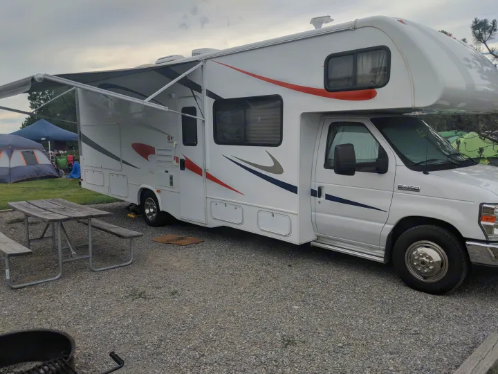Forest River Sunseeker 2015