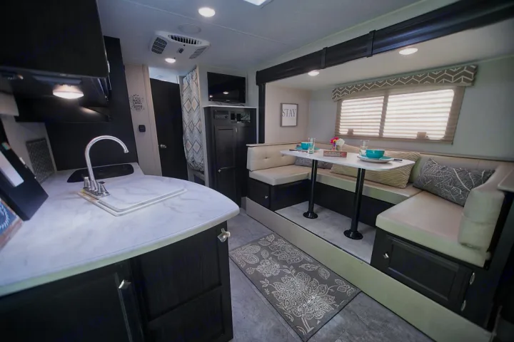 26 1/2 feet of camping magic! . Venture Rv Sonic 2018