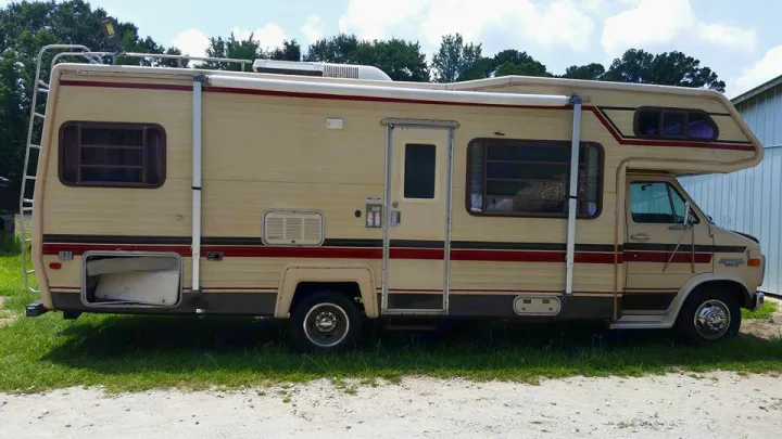 This is her best side. Coachmen Leprechaun 1985