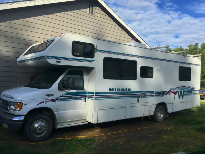 Winnebago Minnie Winnie 2000