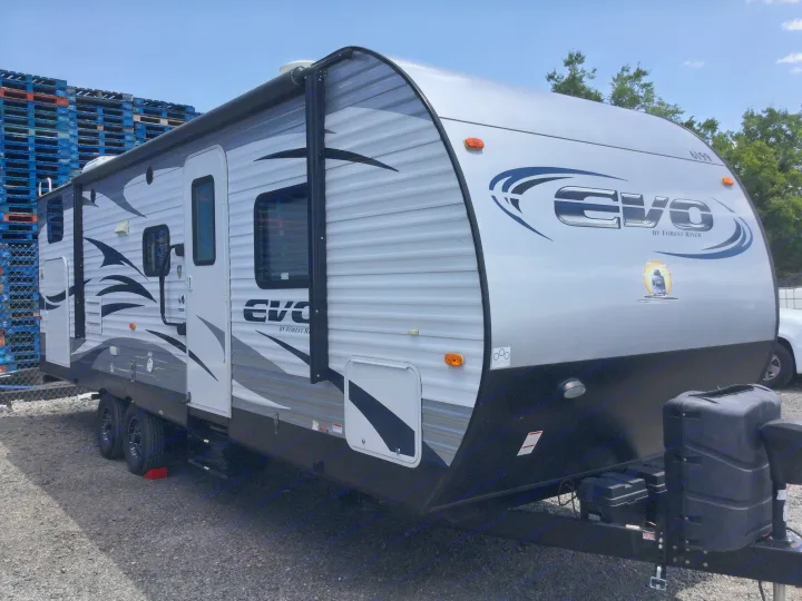 Forest River Evo 2017