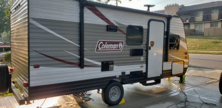 Dutchmen Coleman 2018